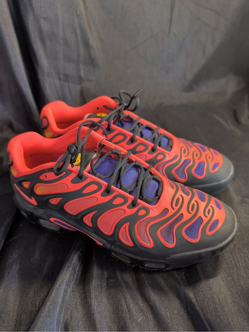 Nike Air Max Plus drift TN SE Black Red Purple mens Size 9 - Picture 7 of 7